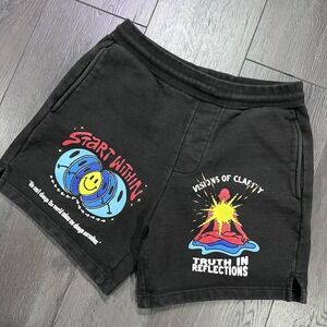 ChinaTown Market Smiley Shorts Mens M Visions Of Clarity 1971 VTG Streetwear 6in